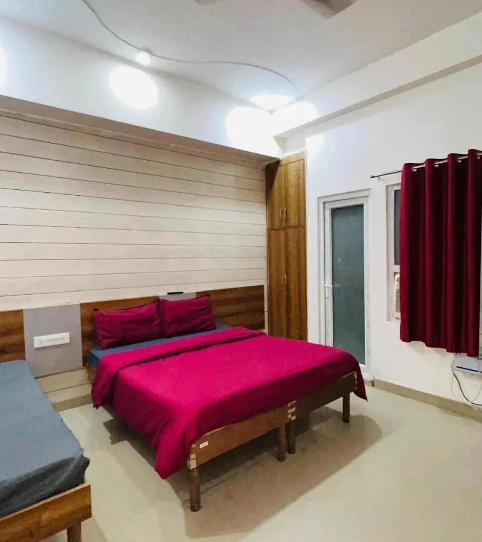 Konukevi Backpackers Otel Gurgaon Hindistan